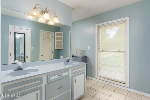 $265,000 | 101 Pinewood Drive, Hattiesburg, MS 39402