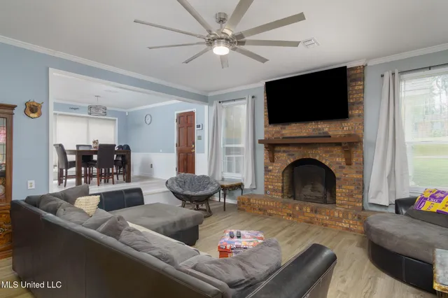 $265,000 | 101 Pinewood Drive, Hattiesburg, MS 39402