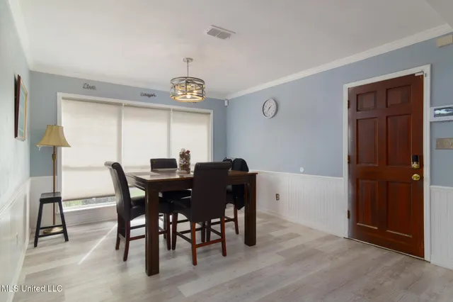 $265,000 | 101 Pinewood Drive, Hattiesburg, MS 39402