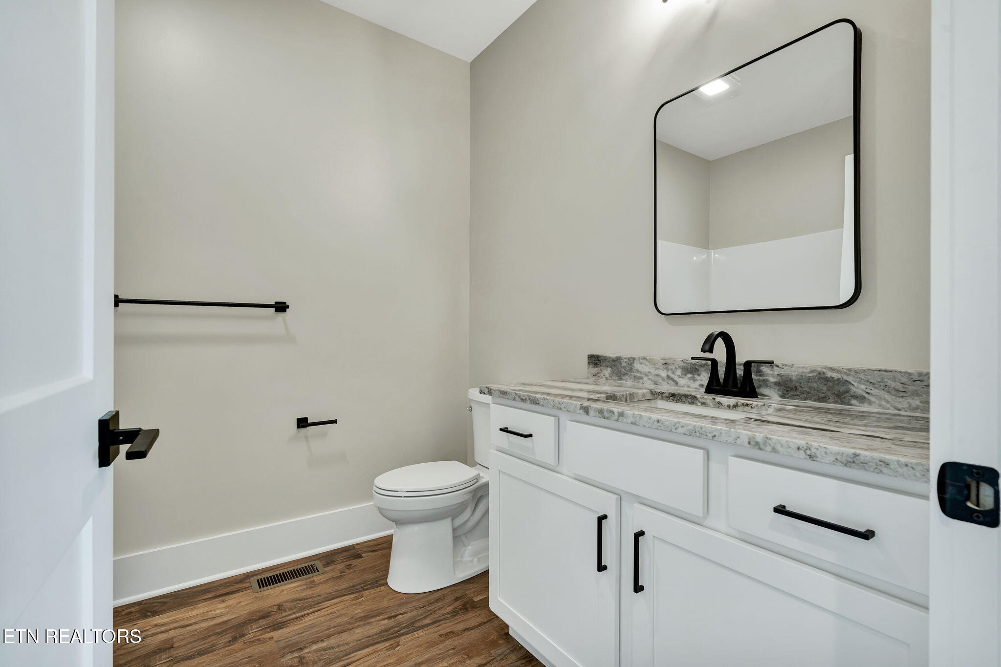 5301 Southeast Trewhitt Road Cleveland, TN 37323 - Photo 30 of 39 29-web-or-mls-DSC09049