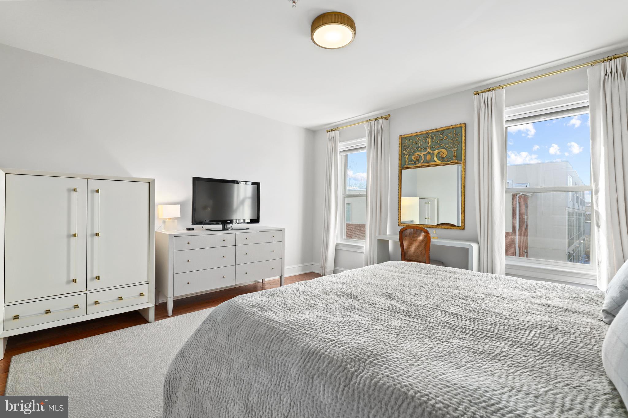 1226 4th Street Northwest, Unit 2 Washington, DC 20001 - Photo 21 of 29 Primary Bedroom Suite