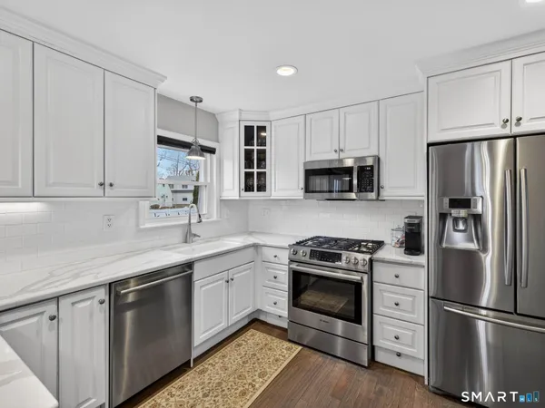 $1,790,000 | 5 Woodland Drive, Old Saybrook, CT 06475