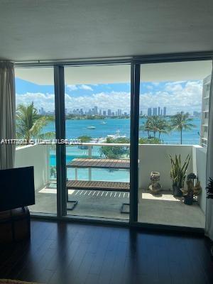 1200 West Avenue, Unit 303 Miami Beach, FL 33139 - Photo 2 of 8