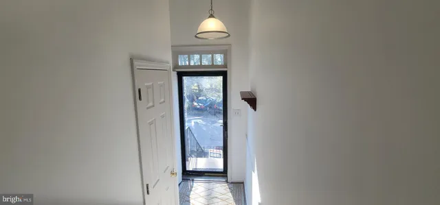 $1,750 | 10 Woodfield Drive, Claymont, DE 19703