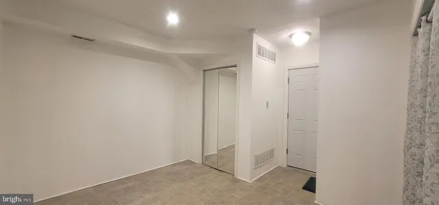 $1,750 | 10 Woodfield Drive, Claymont, DE 19703