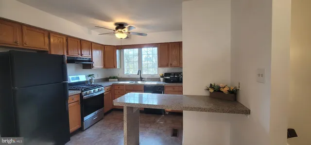 $1,750 | 10 Woodfield Drive, Claymont, DE 19703