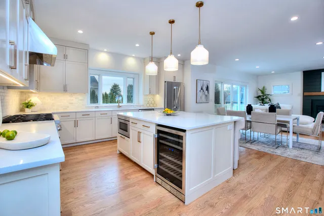 $1,859,000 | 359 Reid Street, Fairfield, CT 06824