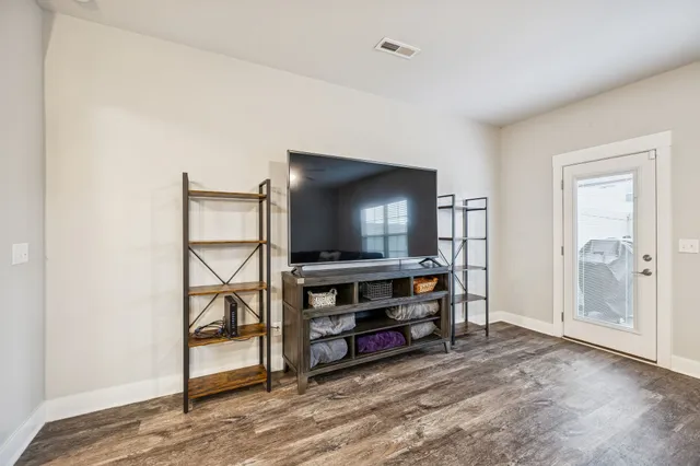 $299,900 | 4116 Suntropic Lane, Murfreesboro, TN 37127