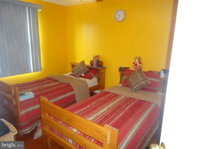 15413 Wembrough Street Silver Spring, MD 20905 - Photo 5 of 8 Bedroom