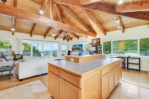 $1,185,000 | 2047 10th Avenue, Unit C, Honolulu, HI 96816