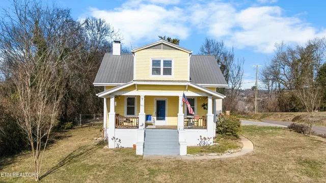 $475,000 | 2411 Highland Drive, Knoxville, TN 37918