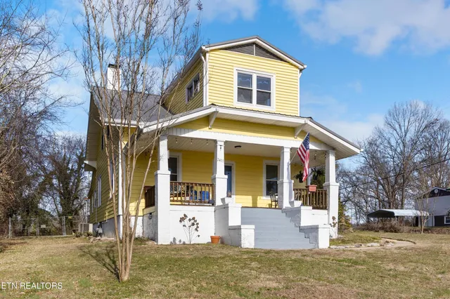$475,000 | 2411 Highland Drive, Knoxville, TN 37918