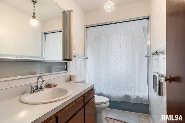 $165,000 | 1737 Homewood Avenue, Springfield, IL 62704