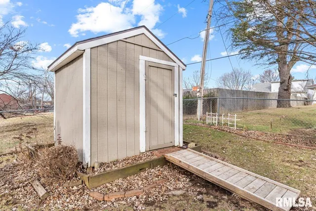 $165,000 | 1737 Homewood Avenue, Springfield, IL 62704