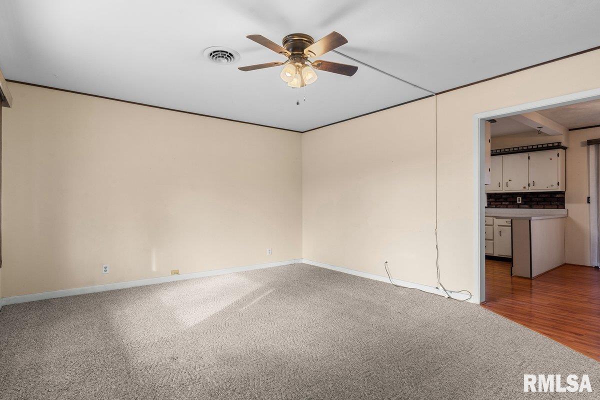 1737 Homewood Avenue Springfield, IL 62704 - Photo 2 of 17