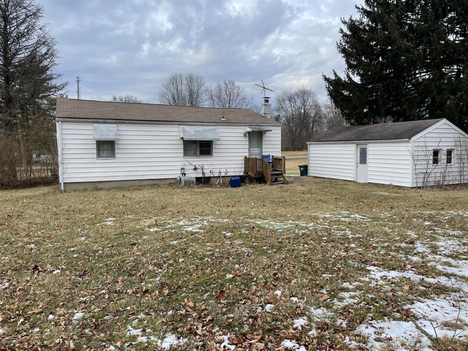 5899 Lake Road Morrow, OH 45152 - Photo 3 of 11 Gallery Image 3