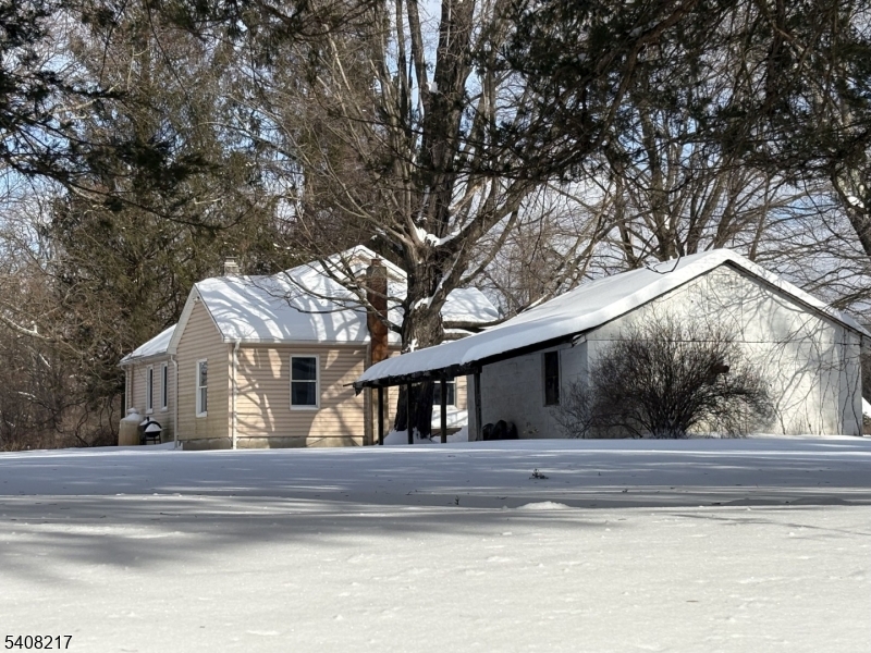 901 Potters Road Newton, NJ 07860 - Photo 5 of 20