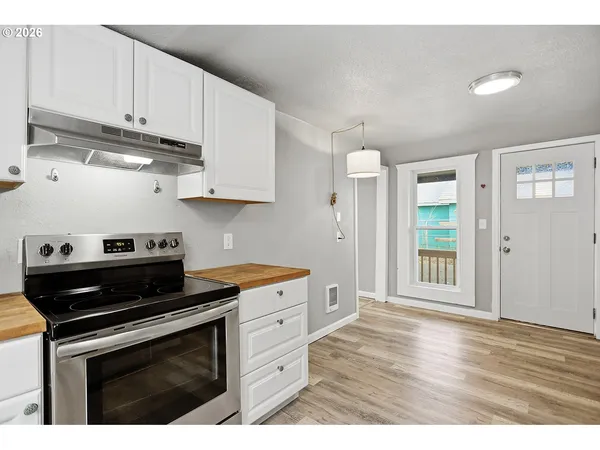 $243,500 | 417 East Court Street, Goldendale, WA 98620