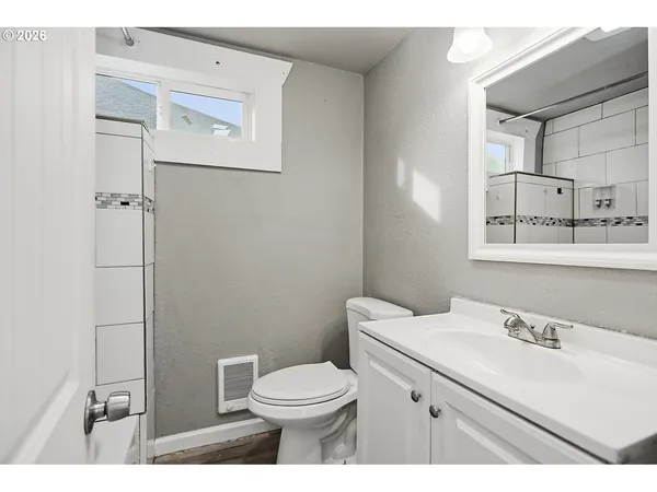 $243,500 | 417 East Court Street, Goldendale, WA 98620