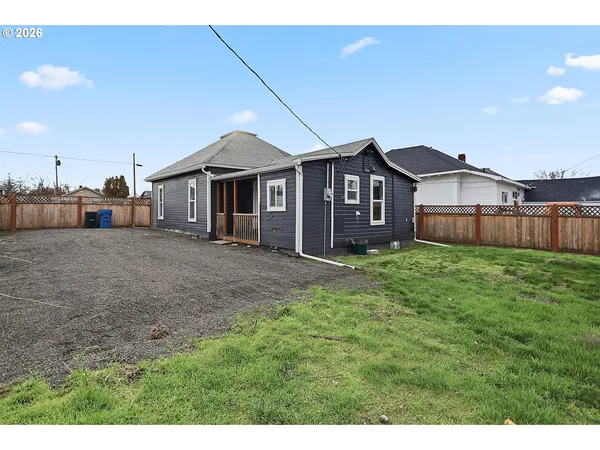 $243,500 | 417 East Court Street, Goldendale, WA 98620