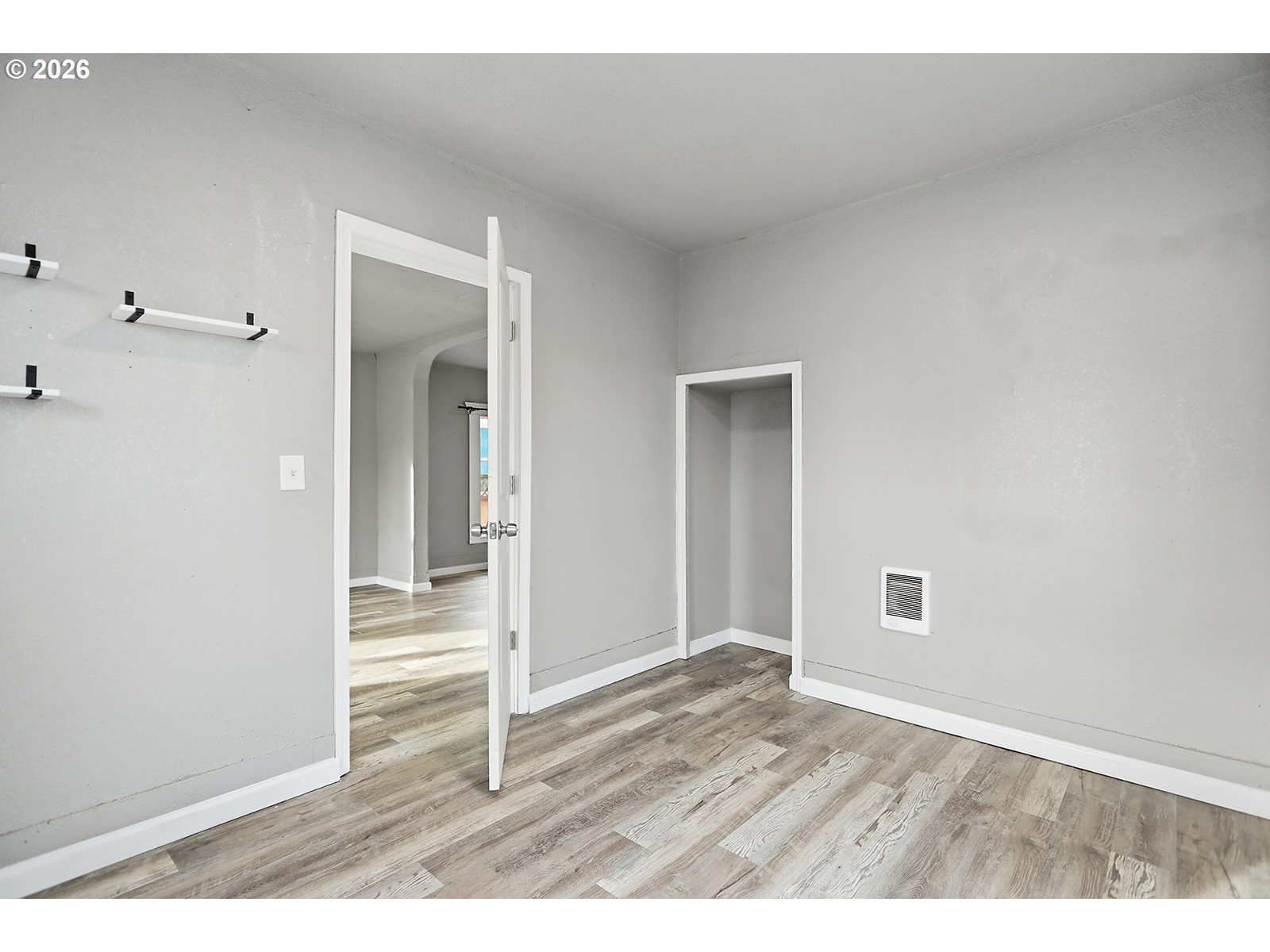 417 East Court Street Goldendale, WA 98620 - Photo 6 of 38 a view interior of a house