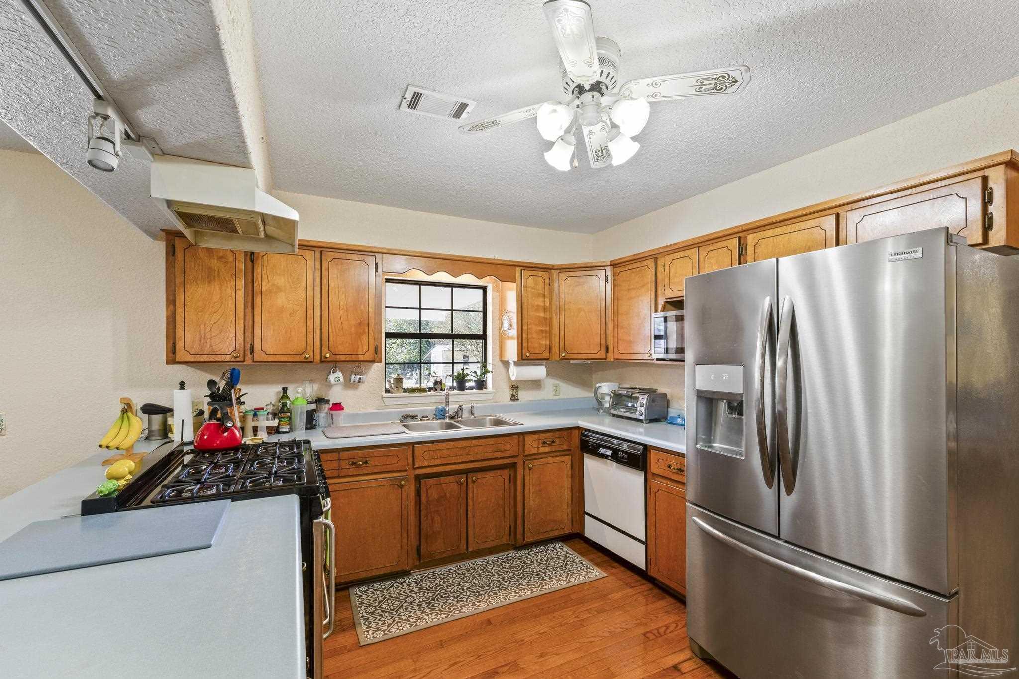 4133 Lawrence Avenue Pace, FL 32571 - Photo 17 of 65