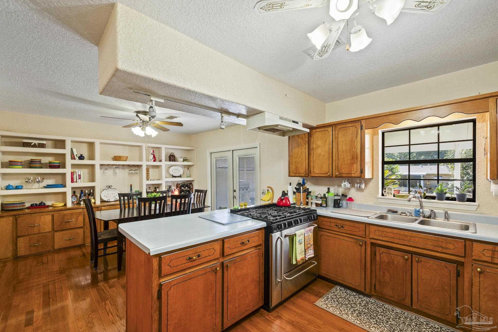 4133 Lawrence Avenue Pace, FL 32571 - Photo 18 of 65