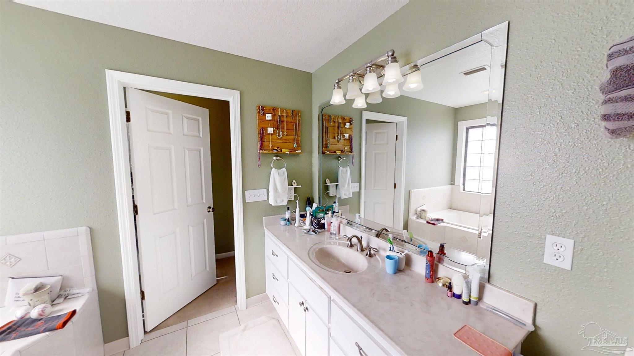 4133 Lawrence Avenue Pace, FL 32571 - Photo 27 of 65