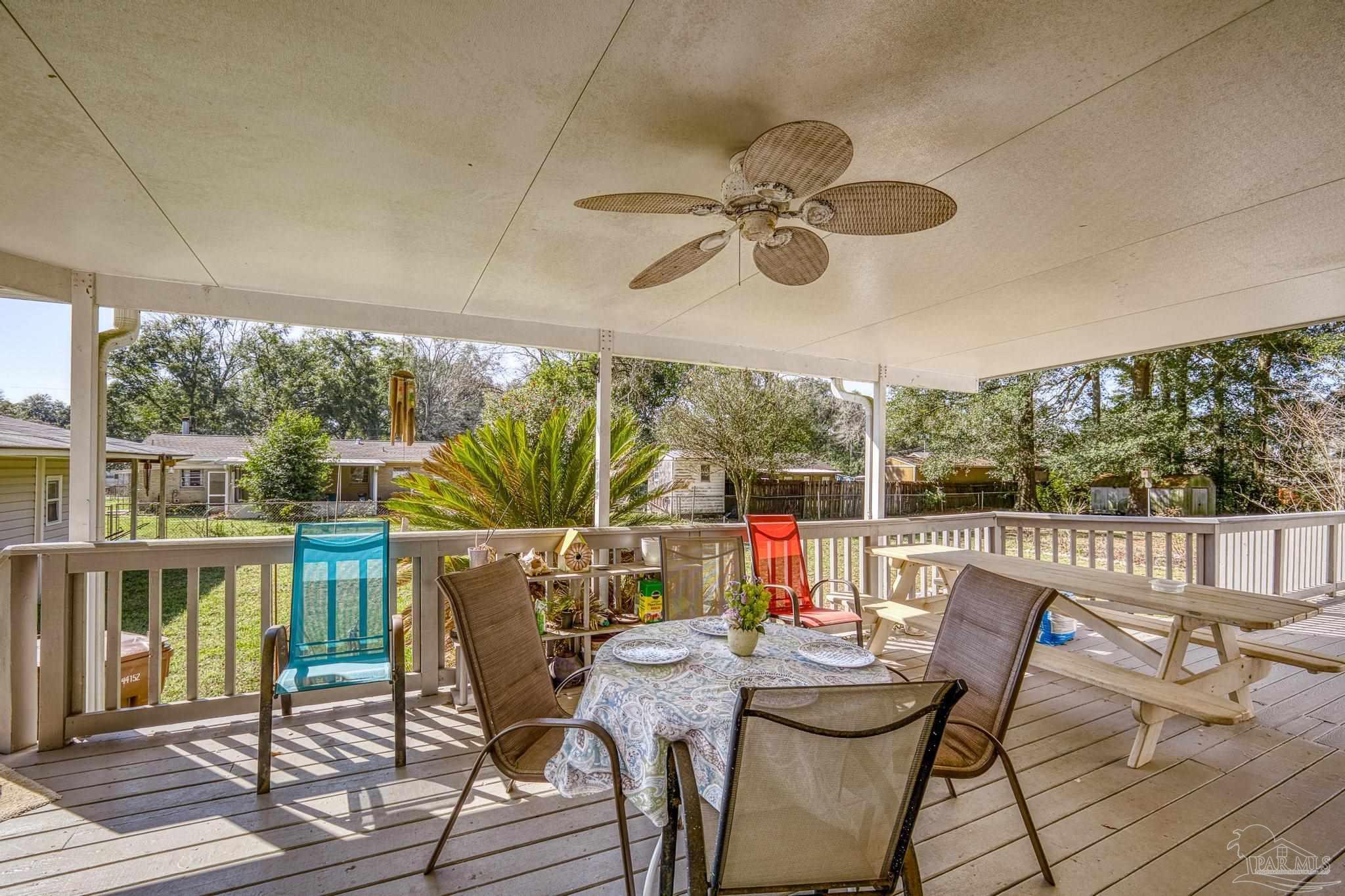 4133 Lawrence Avenue Pace, FL 32571 - Photo 8 of 65