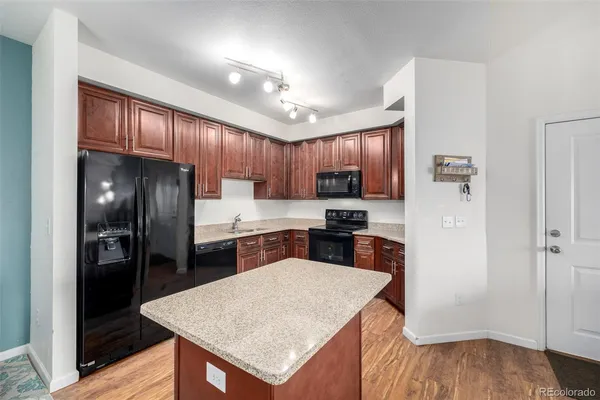 $320,000 | 804 Summer Hawk Drive, Unit 6303, Longmont, CO 80504