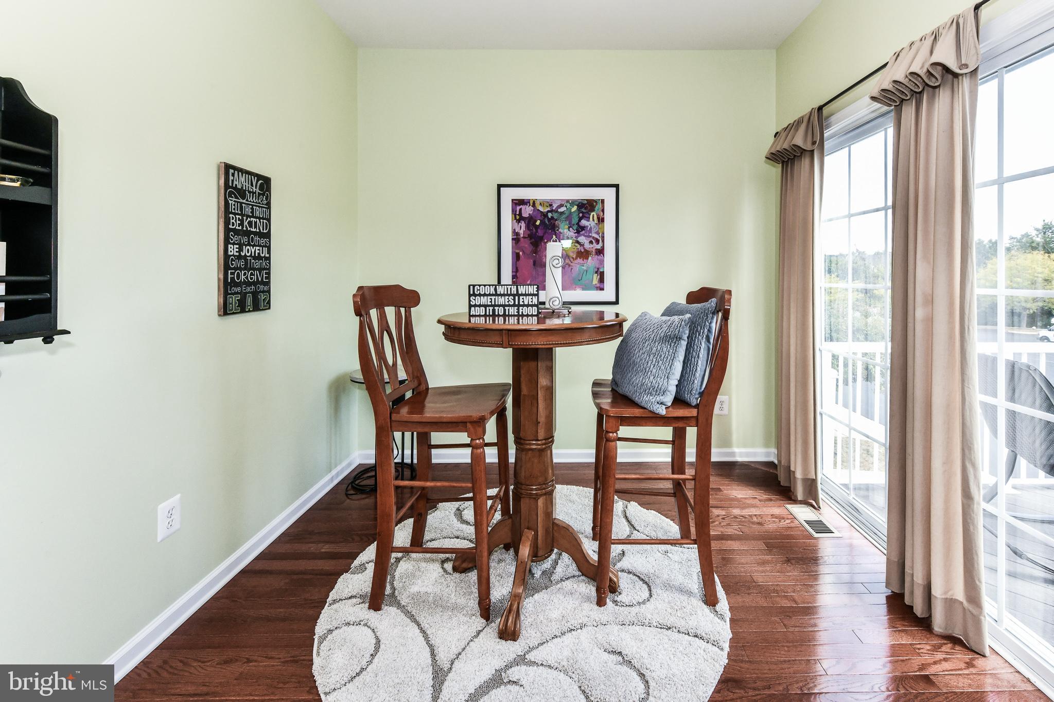 25434 South Riding Boulevard Chantilly, VA 20152 - Photo 13 of 40 Gallery Image 13