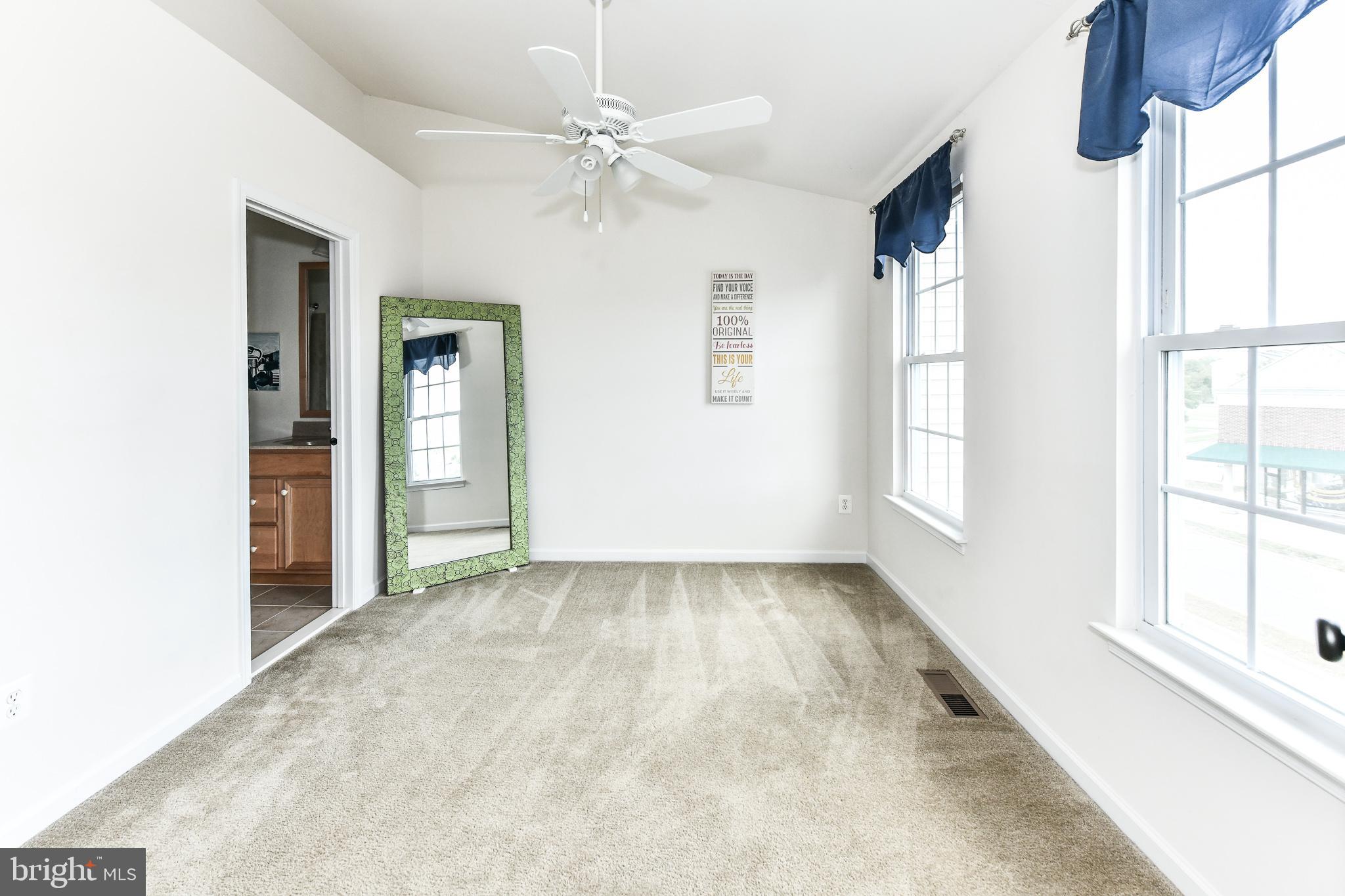 25434 South Riding Boulevard Chantilly, VA 20152 - Photo 29 of 40 Gallery Image 29