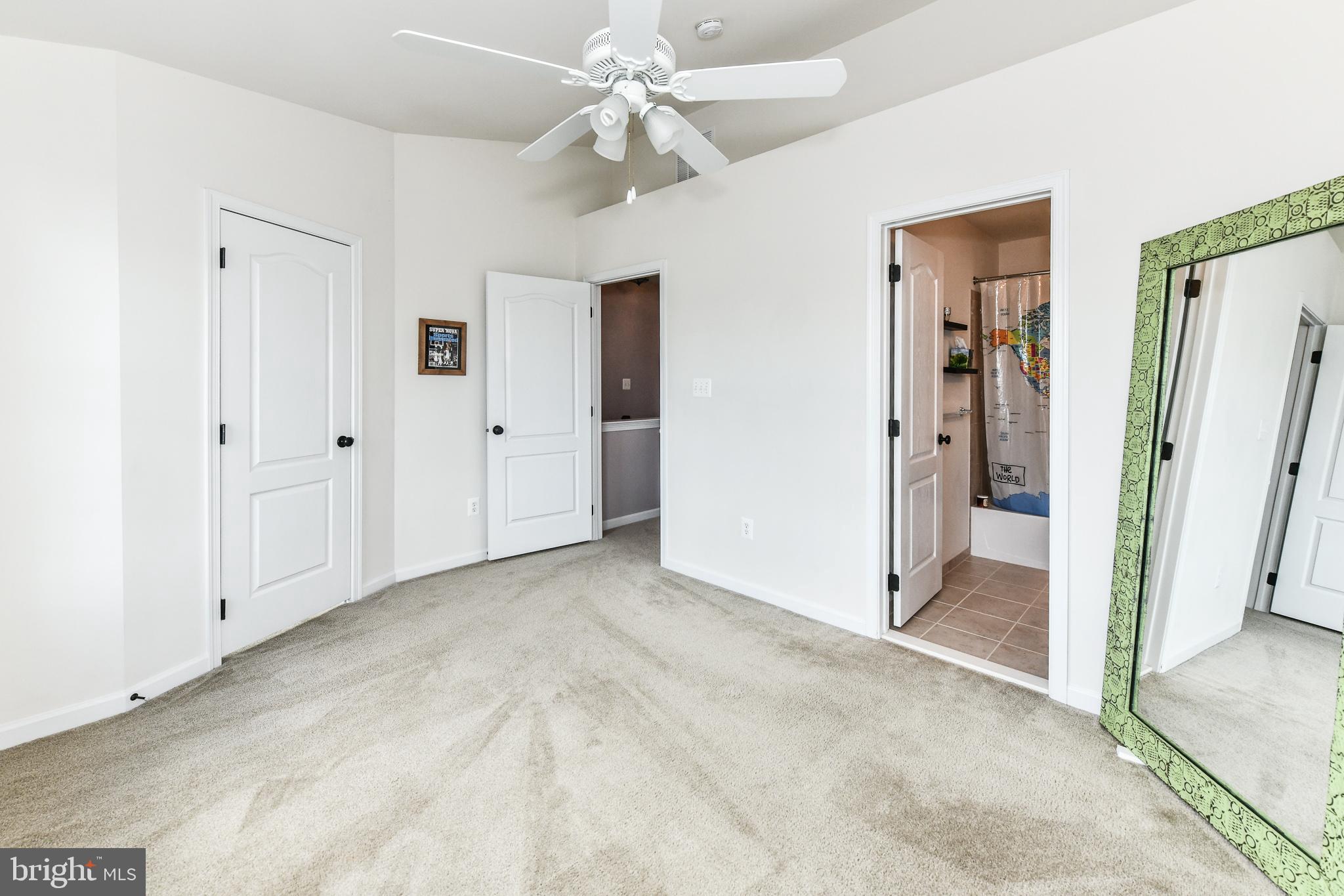 25434 South Riding Boulevard Chantilly, VA 20152 - Photo 31 of 40 Gallery Image 31