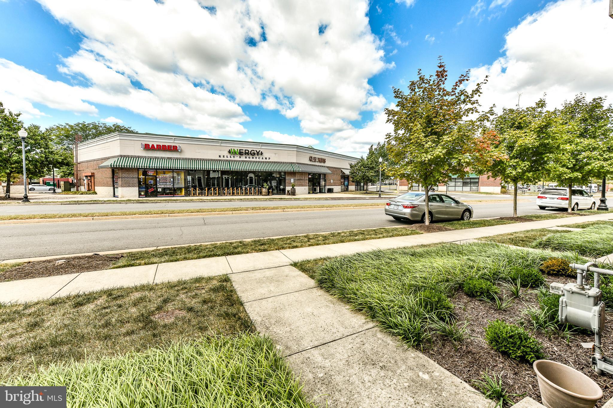 25434 South Riding Boulevard Chantilly, VA 20152 - Photo 37 of 40 Gallery Image 37