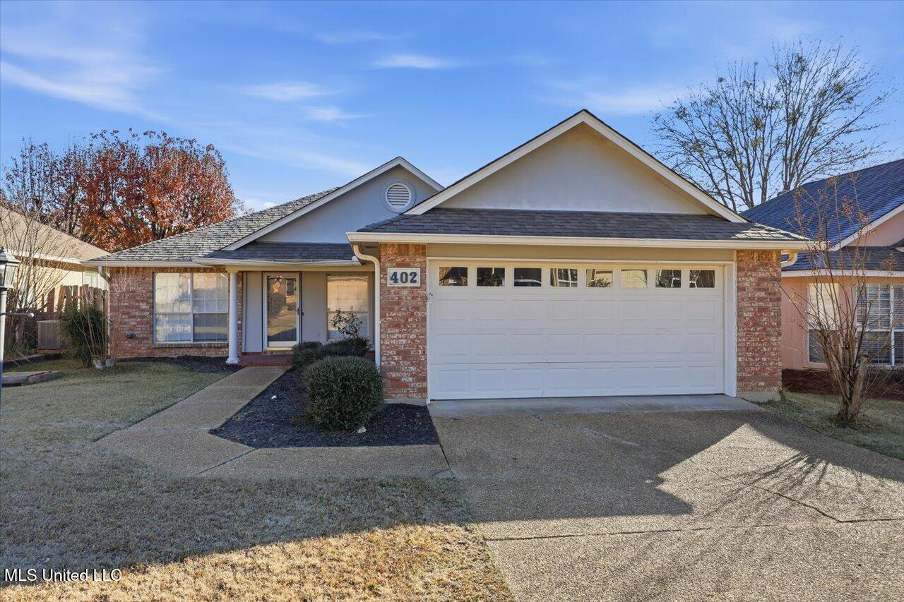 402 North Twin Clinton, MS 39056 - Photo 2 of 23 01-402 Twin Lakes N _ Home Tours MS