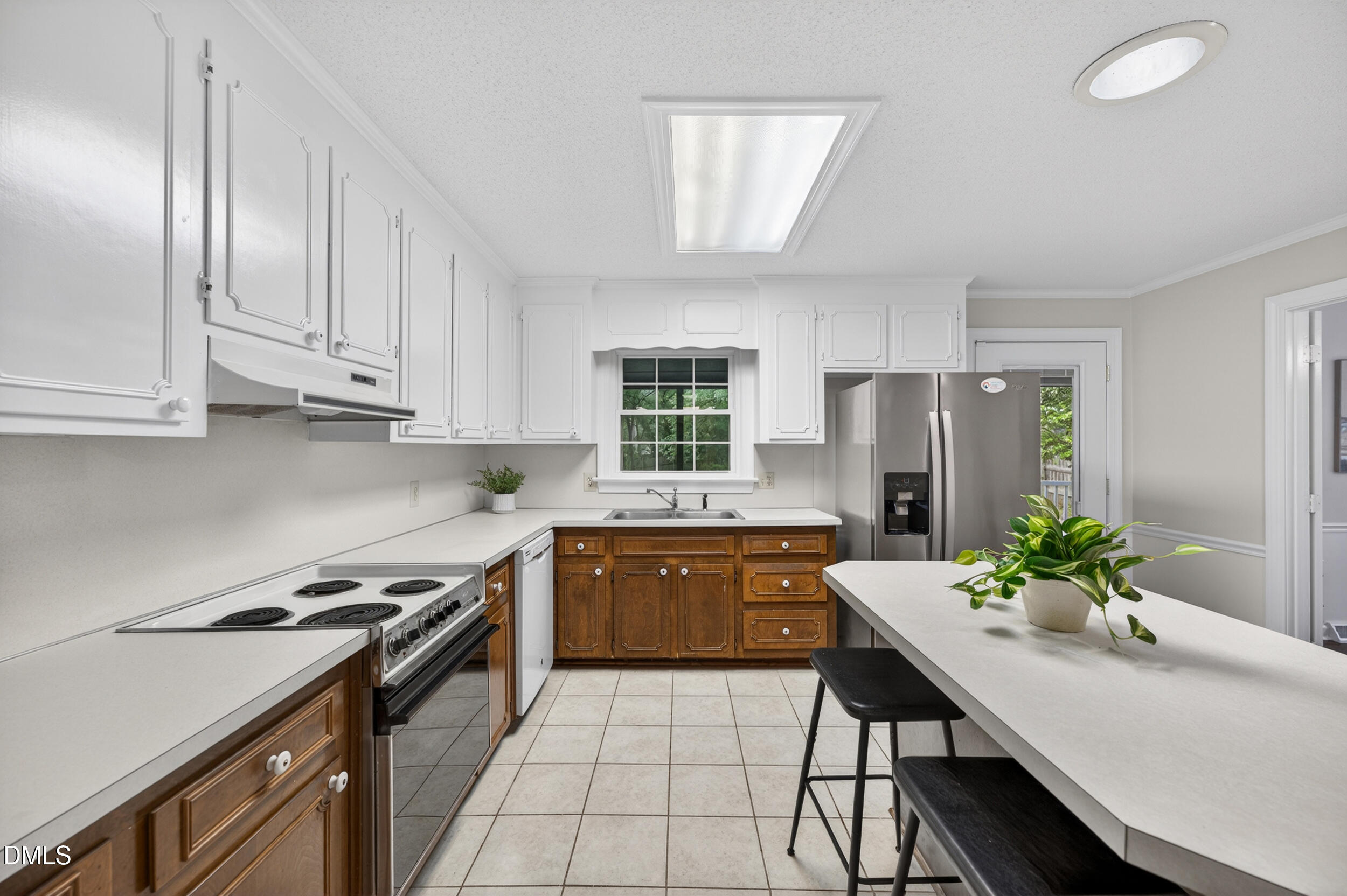 1701 Bellemeade Street Raleigh, NC 27607 - Photo 10 of 47 9 -1701 bellemeade st, interior, kitchen