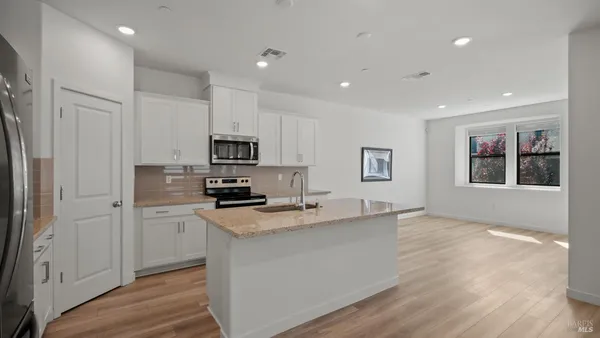 $760,000 | 1586 Waterside Lane, Rohnert Park, CA 94928