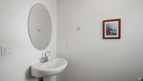 $760,000 | 1586 Waterside Lane, Rohnert Park, CA 94928