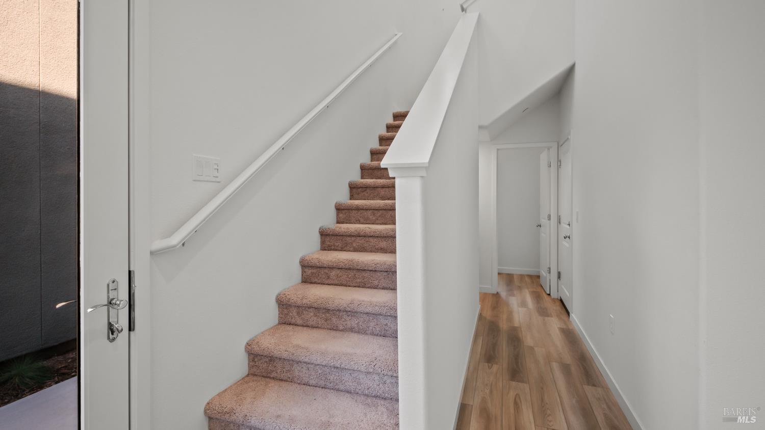 1586 Waterside Lane Rohnert Park, CA 94928 - Photo 18 of 39