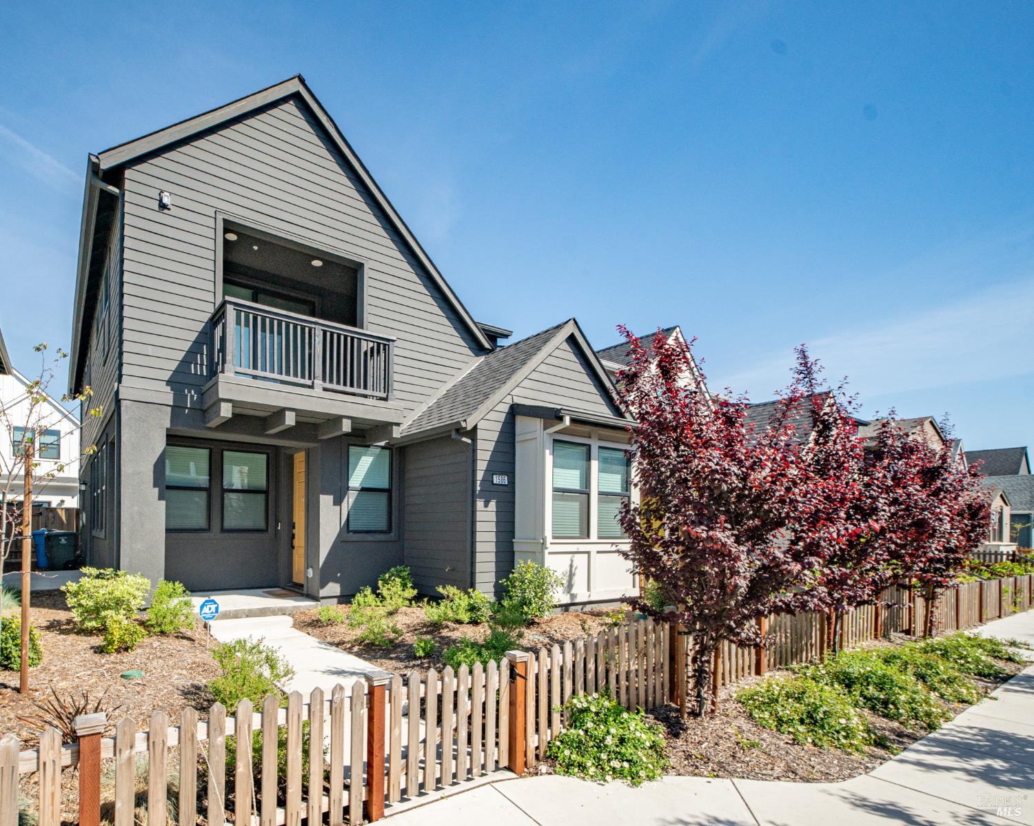 1586 Waterside Lane Rohnert Park, CA 94928 - Photo 2 of 39