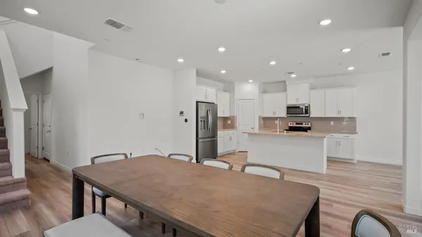 $760,000 | 1586 Waterside Lane, Rohnert Park, CA 94928