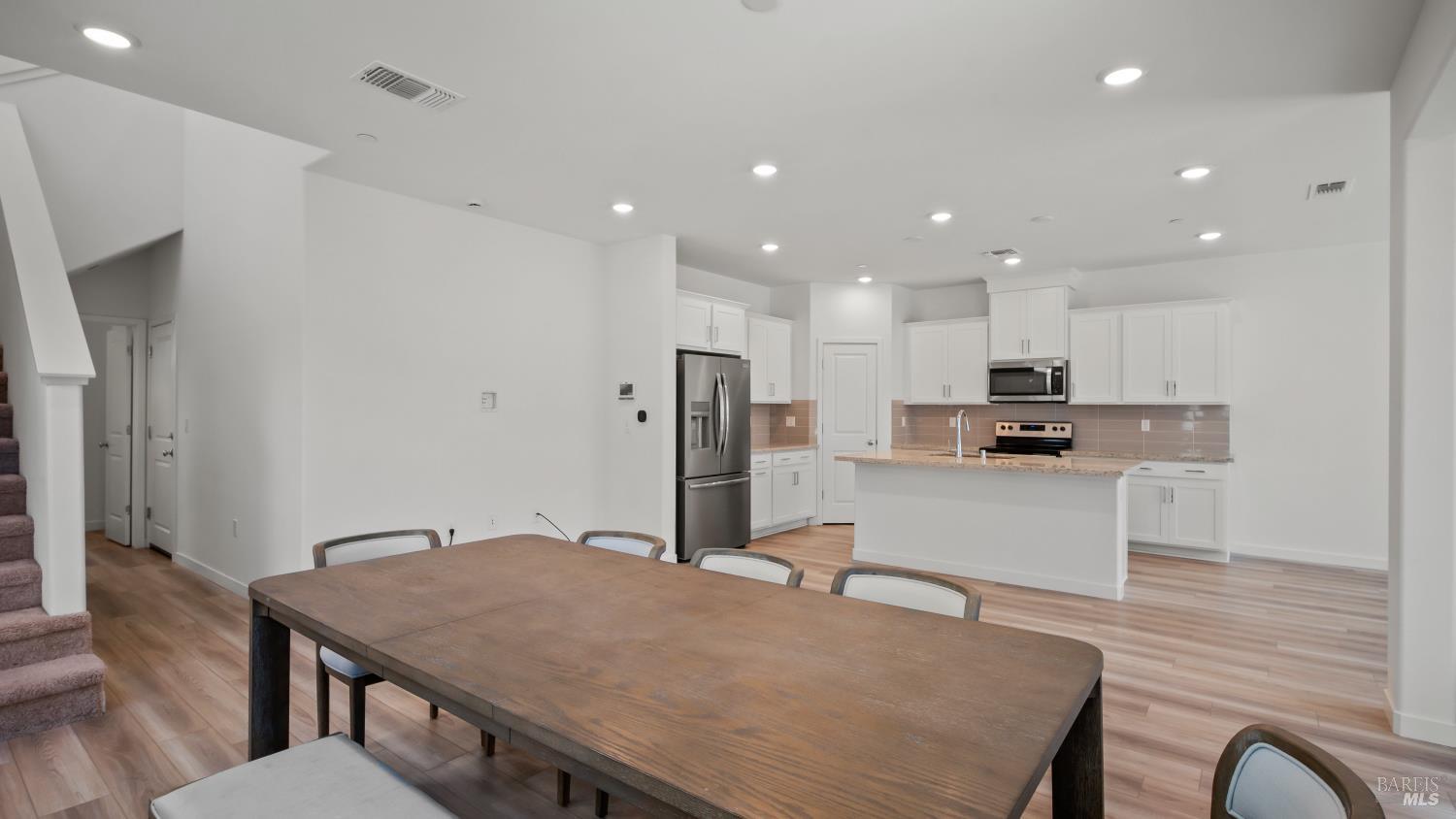 1586 Waterside Lane Rohnert Park, CA 94928 - Photo 8 of 39