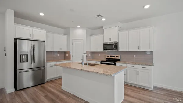 $760,000 | 1586 Waterside Lane, Rohnert Park, CA 94928