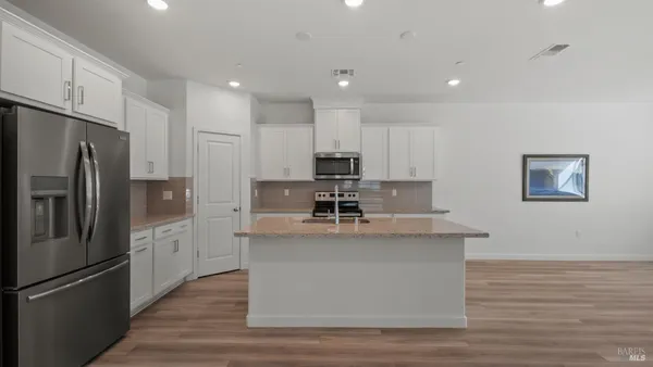 $760,000 | 1586 Waterside Lane, Rohnert Park, CA 94928