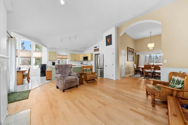 $485,000 | 6522 Sycamore Court, McHenry, IL 60050