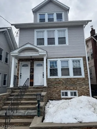$2,350 | 14 Commonwealth Avenue, Newark, NJ 07106