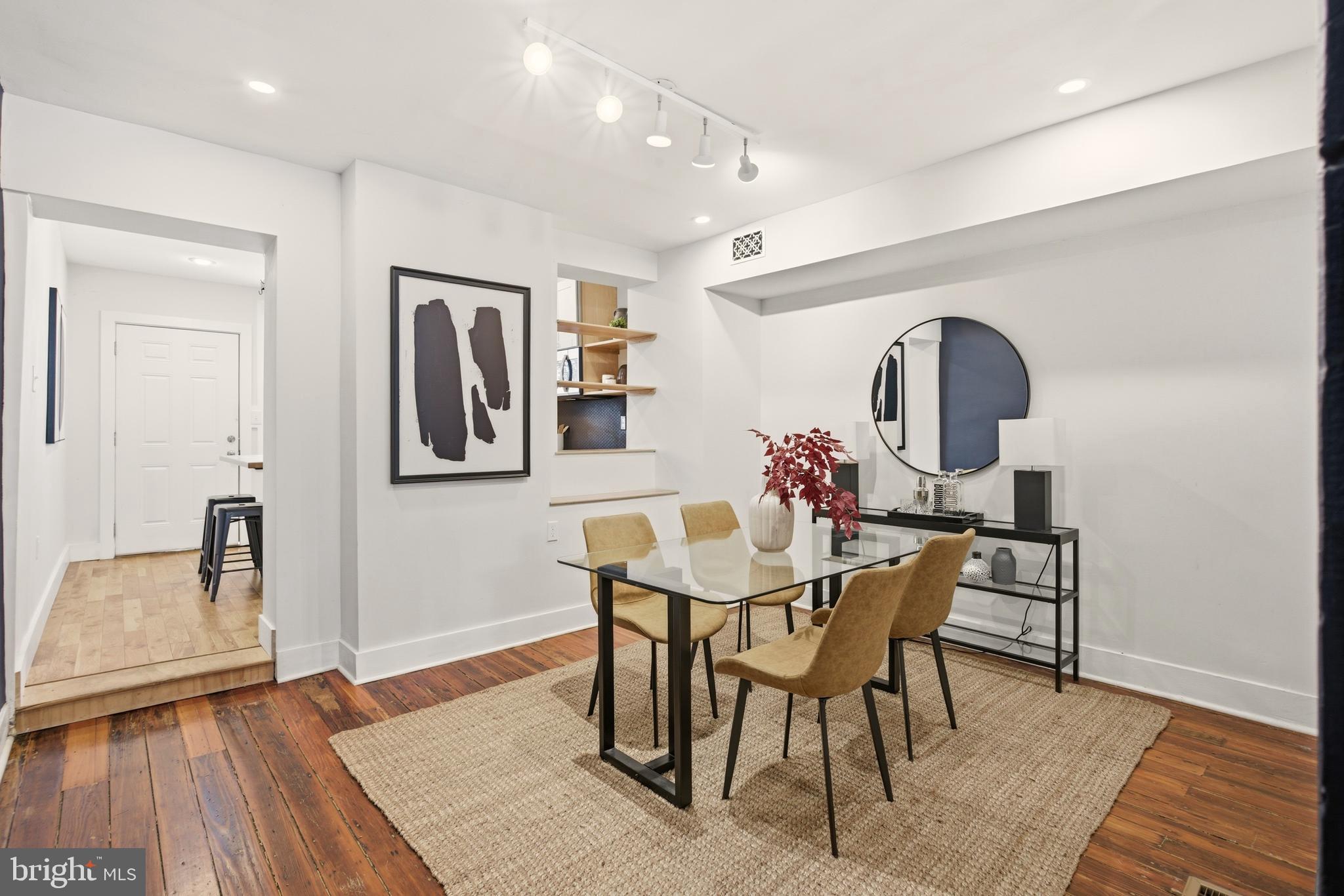 5824 Knox Street Philadelphia, PA 19144 - Photo 4 of 15