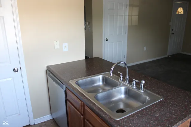 $86,000 | 47 Port Sylvia Drive, Unit D, Indianapolis, IN 46224