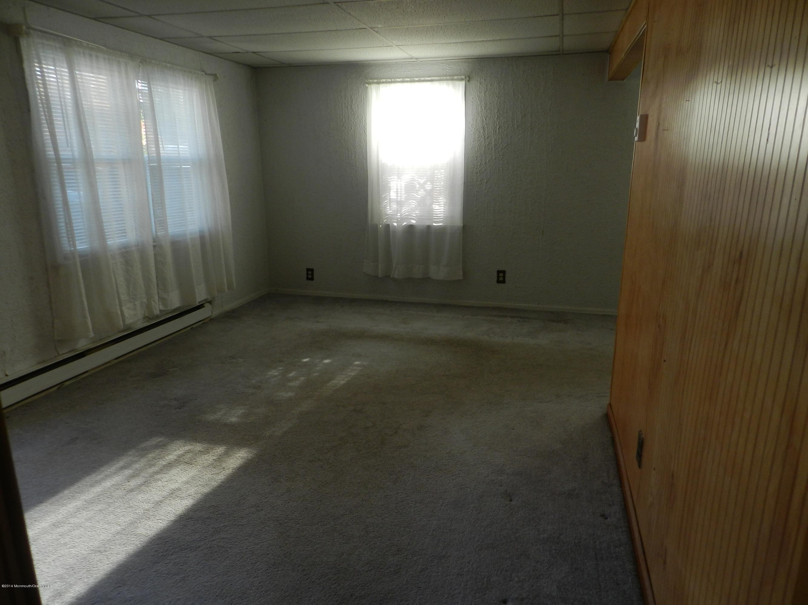 1403 Dorsett Dock Road Point Pleasant, NJ 08742 - Photo 4 of 18 a view of empty room