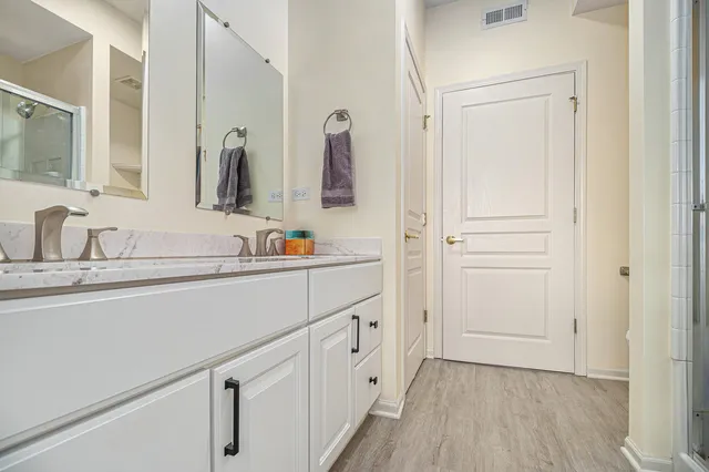 $299,999 | 14020 Moraine Hills Drive, Huntley, IL 60142